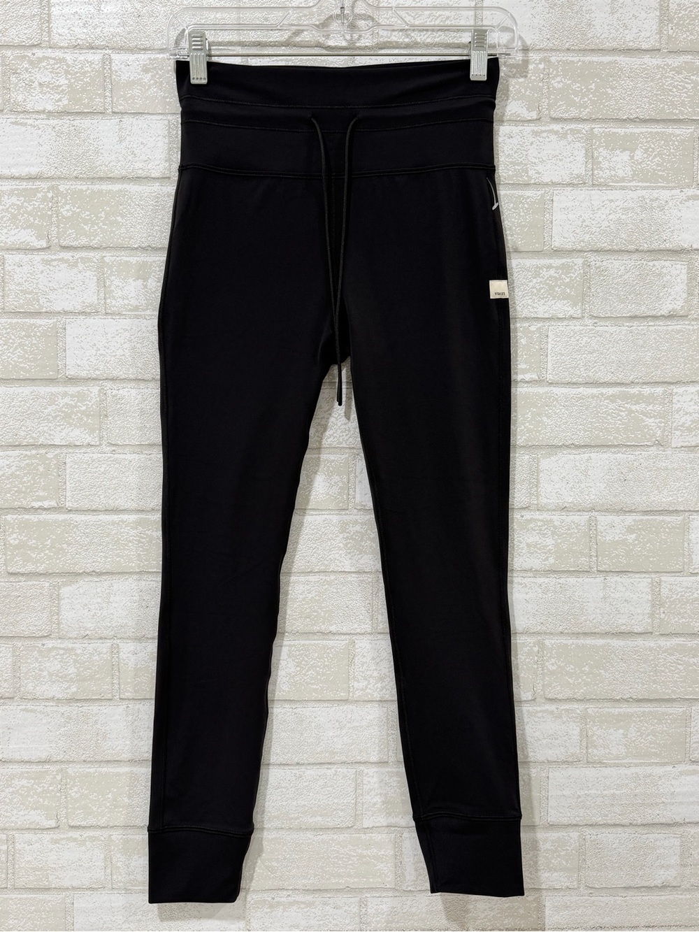 VUORI Daily Form Legging In Black - Size - Medium